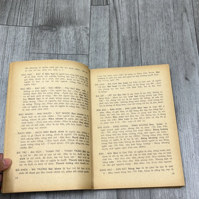 Giải thích các từ gần âm, gần nghĩa dễ nhầm lẫn. 1b2 539082