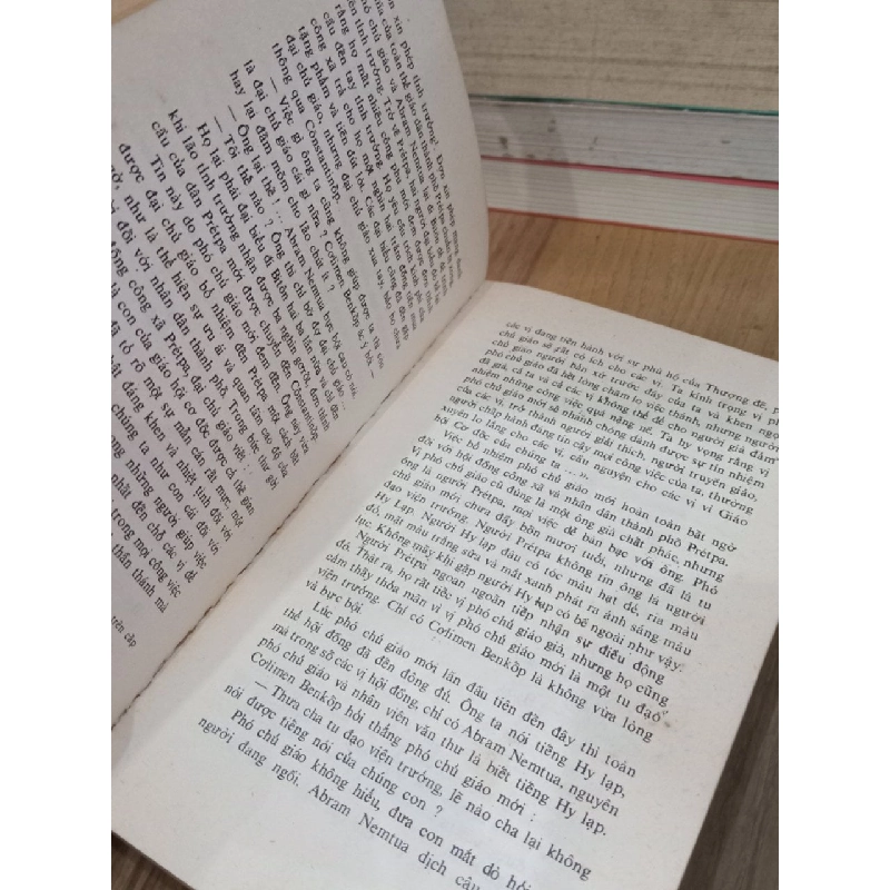 Cây đèn sắt - Đimitri Talép 735354