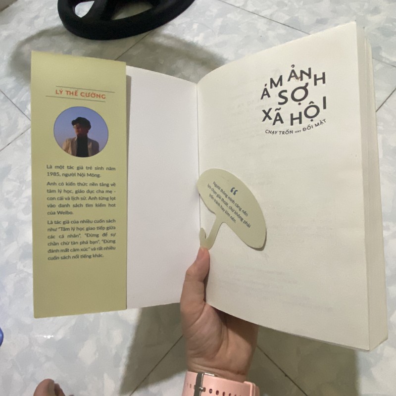 Sách “Ám ảnh sợ xã hội”  149644