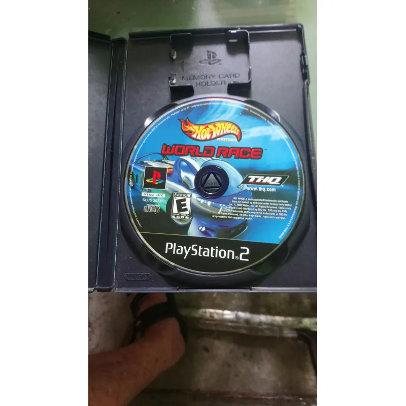 Tất cả 06 Đĩa game ps2 như hình, còn hộp  1020305