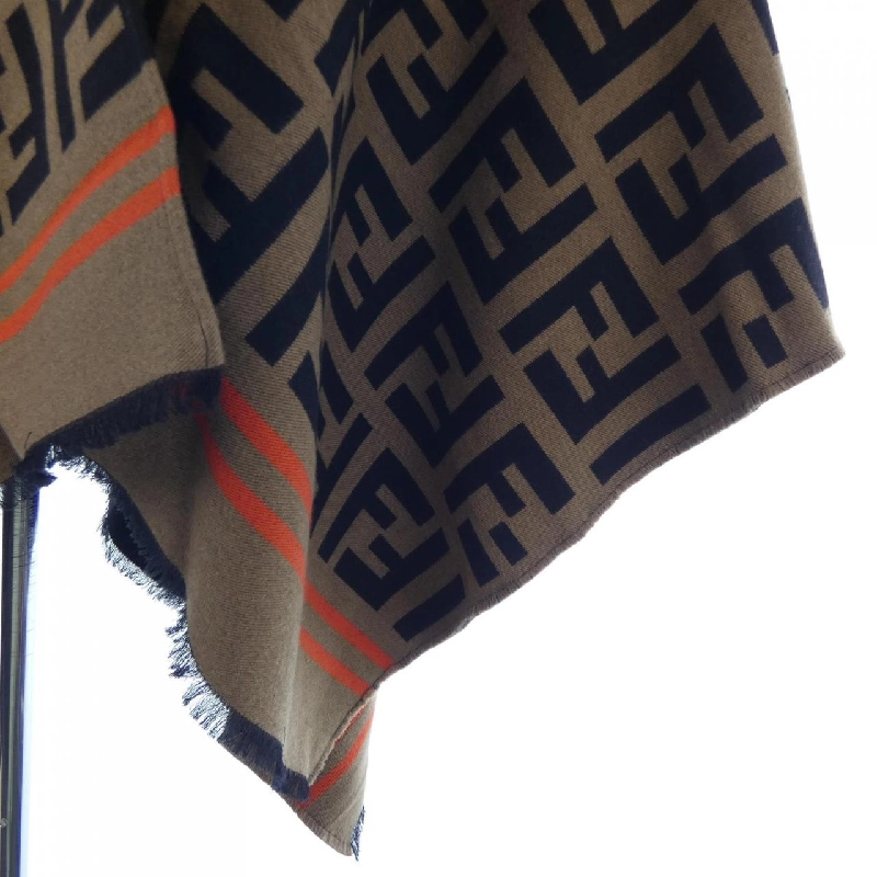 FENDI Cape - Hàng hiệu Authentic 637909