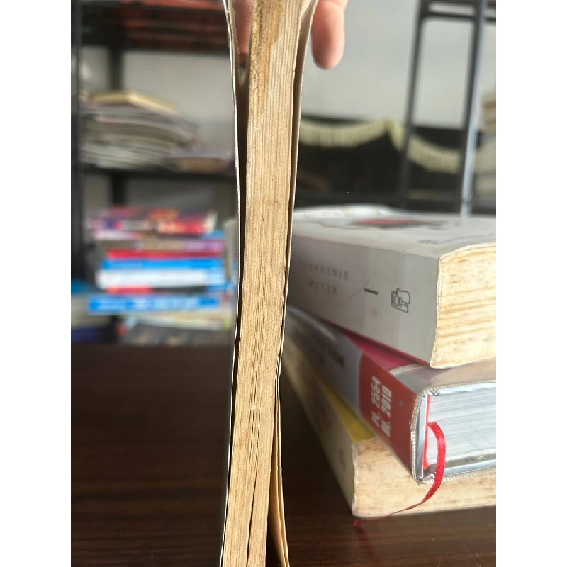 Đông Tiên Vàng Bian - Morris West 933594