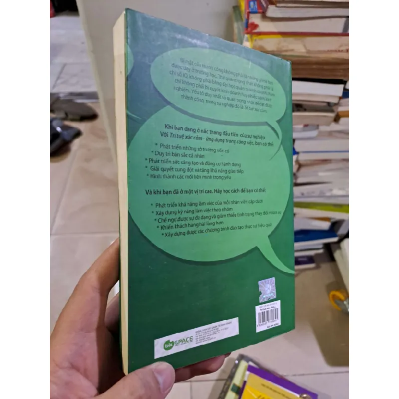 [Sách Cũ SCGR] Trí tuệ xúc cảm ứng dụng trong công việc mới 80% ố có viết trang đầu Daniel Goleman 2012 KỸ NĂNG HCM2908 676835