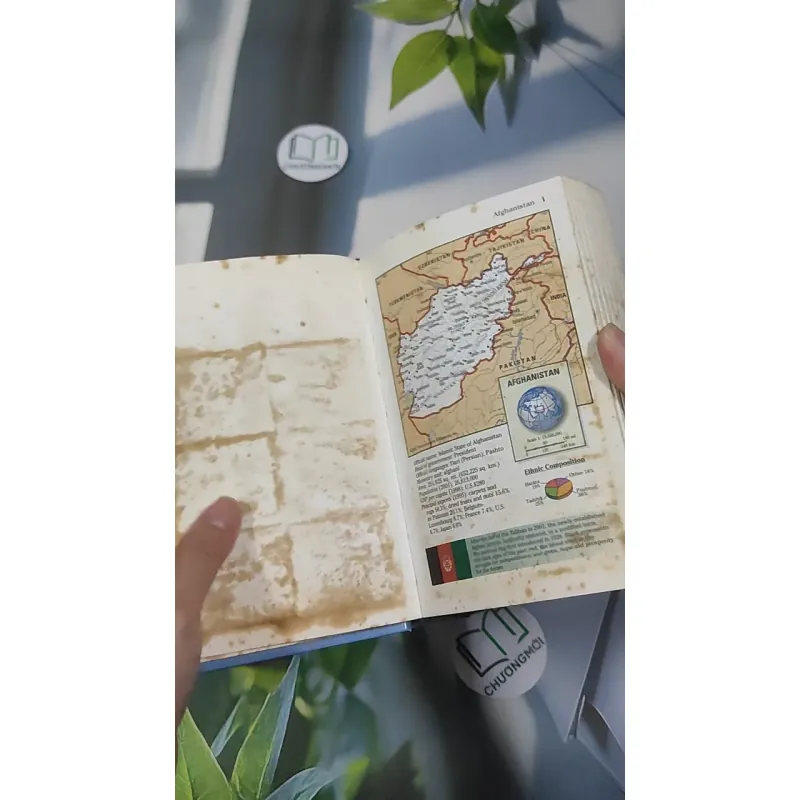 Webster's International Atlas 990493