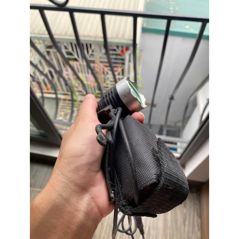 ĐÈN PIN XE ĐẠP CHẠY BẰNG NĂNG LƯỢNG ĐỘNG NĂNG 582097