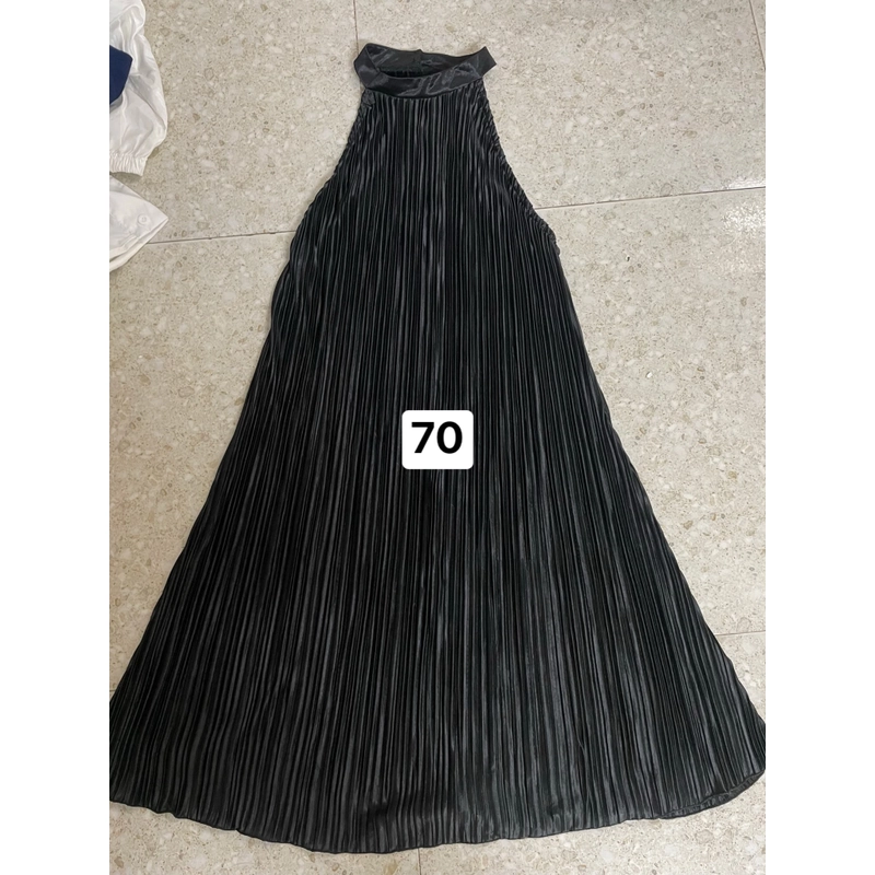 Đầm cổ yếm xếp ly ( dưới 65kg )  405689