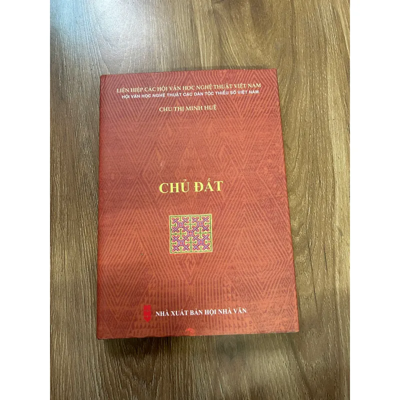 Chủ Đất - Chu Thị Minh Huệ 762520