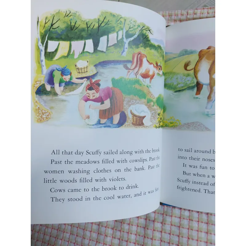 PICTURE BOOK - 🚢 SCUFFY THE TUGBOAT 🌊 - BÌA CỨNG 782492