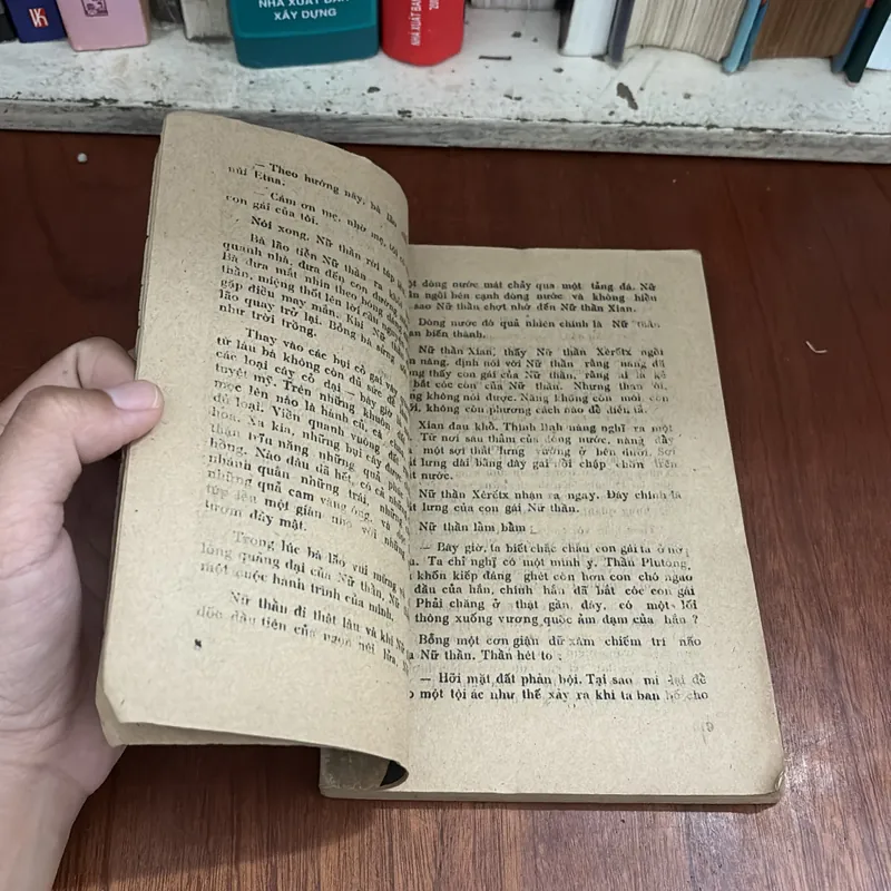 II Truyện Cổ Và Thần Thoại Trên Đảo Xixin: Tên Trộm Tu Viện Capuyxen - 1987 604923