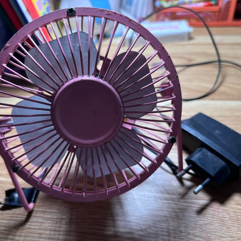 Quạt mini để bàn học 572320