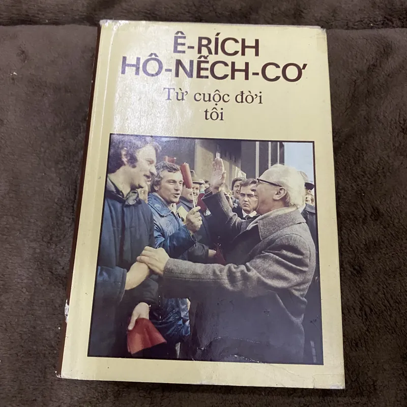 Ê rích hô nếch cơ Từ cuộc đời tôi 674043