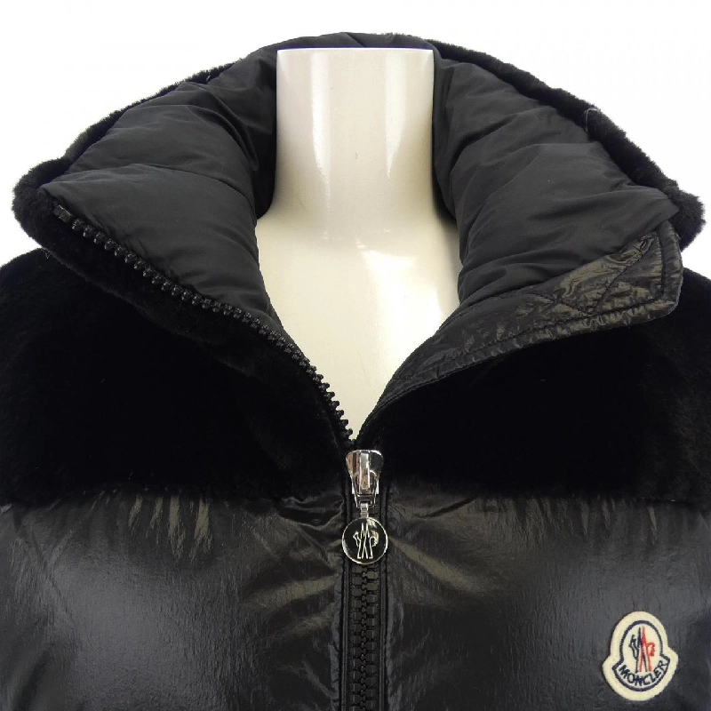 Áo gile lông vũ MONCLER LEMPA 626916