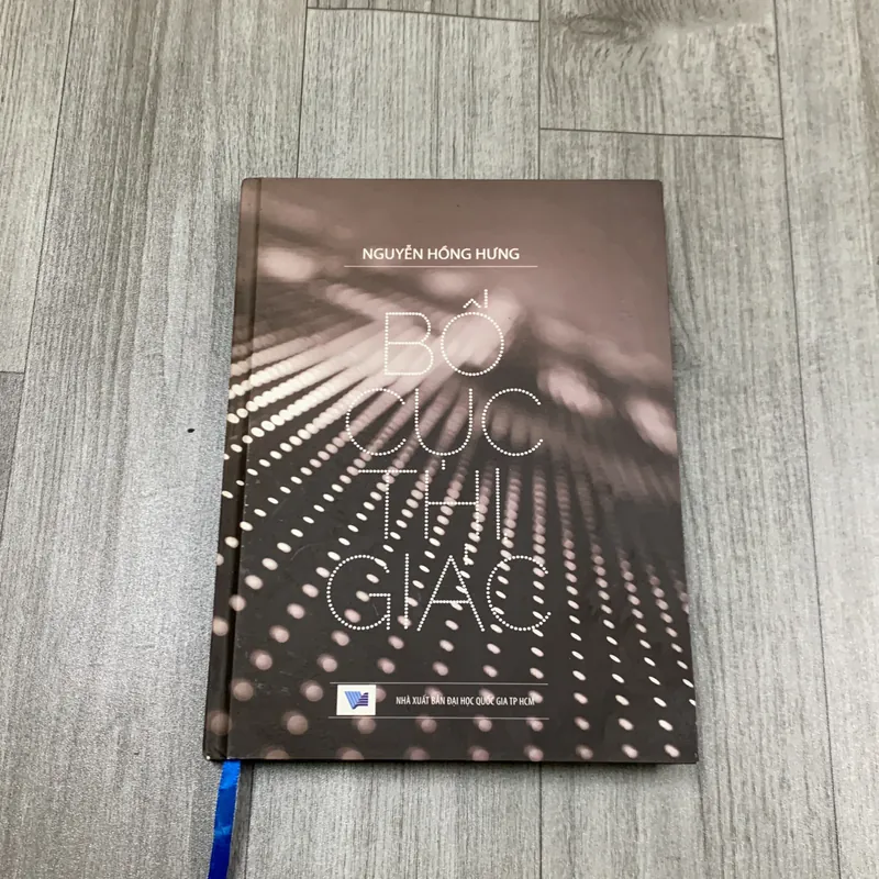 Bố cục thị giác. 8a1 707587