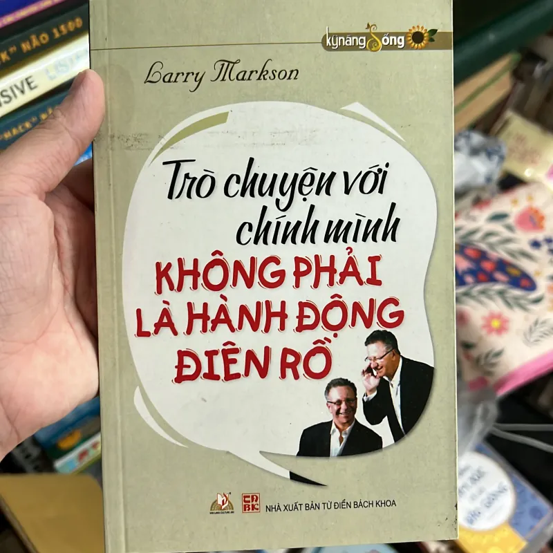 Trò chuyện với chính mình không phải là hành động điên rồ 993746