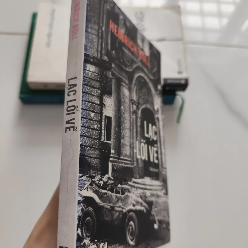 Lạc lối về 575532