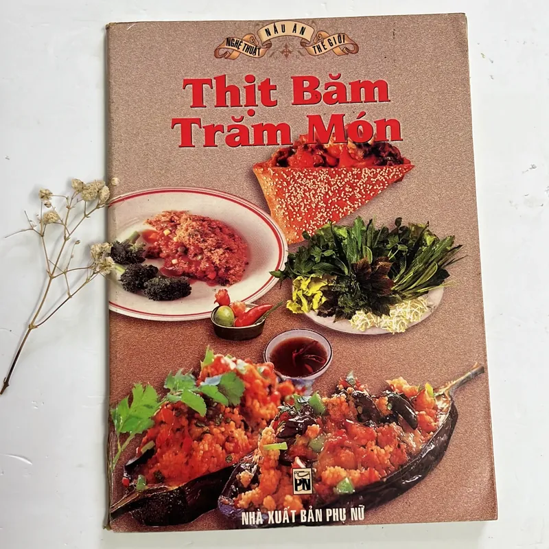 Bán sách cũ – Thịt bằm trăm món – Hồng Châu (biên dịch) 594813