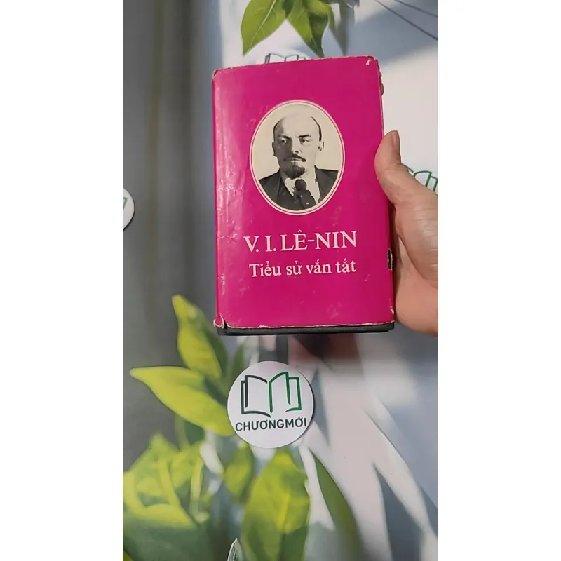 [MIỄN PHÍ BỌC SÁCH] V.I. Lê-nin - Tiểu Sử Vắn Tắt 749408