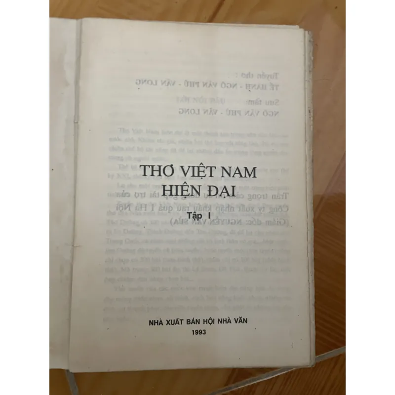 Thơ Việt Nam hiện đại 1010900