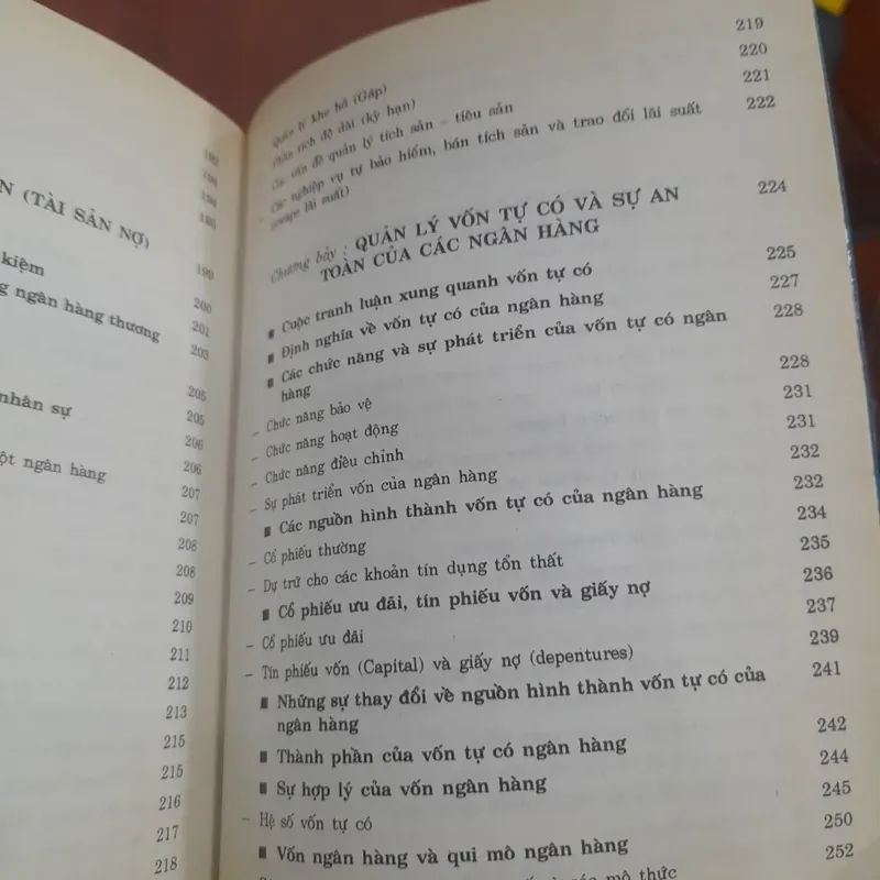 Edward W. Reed và Edward K. Gill - NGÂN HÀNG THƯƠNG MẠI 569991