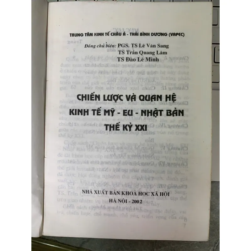 CHIẾN LƯỢC VÀ QUAN HỆ KINH TẾ MỸ - EU - NHẬT BẢN THẾ KỈ XXI 572159