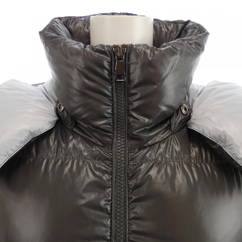 Áo khoác lông vũ MONCLER ABBAYE 631850