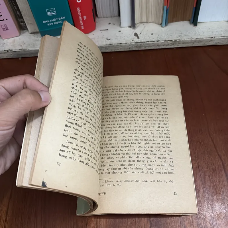 II Sách Xưa: Một Vài Vấn Đề Trong Công Tác Thương Nghiệp Và Giá Cả - Lê Duẩn - 1977 602642