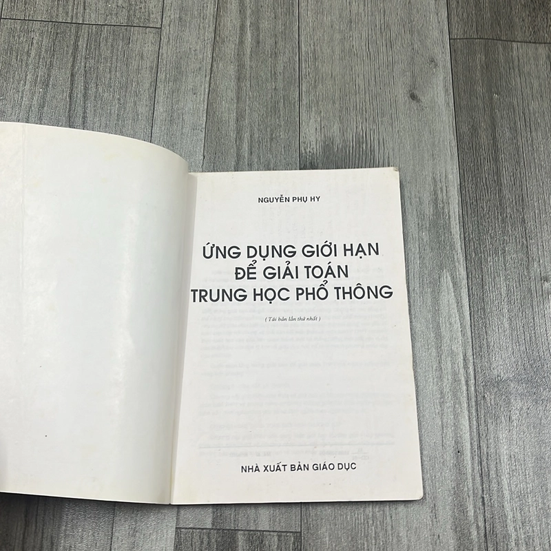 Ứng dụng giới hạn để giải toán trung học phổ thông. 2b3 527722