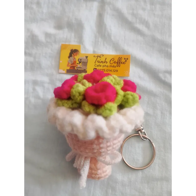 Móc khóa thủ công làm từ len sợi.  789699