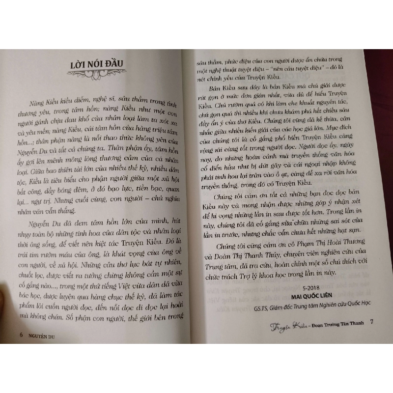 TRUYỆN KIỀU ĐOẠN TRƯỜNG TÂN THANH - NGUYỄN DU - MAI QUỐC LIÊN dịch - 2018 - 266 trang ANTQ2308 VĂN HỌC 919754