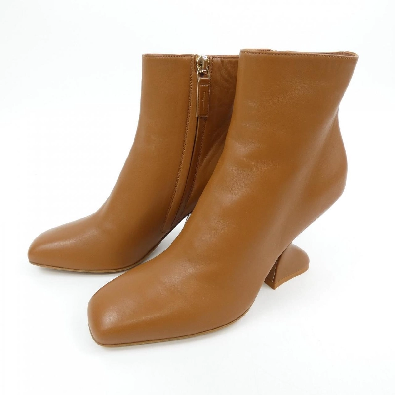 Giày boot SALVATORE FERRAGAMO - Hàng hiệu Authentic 829878