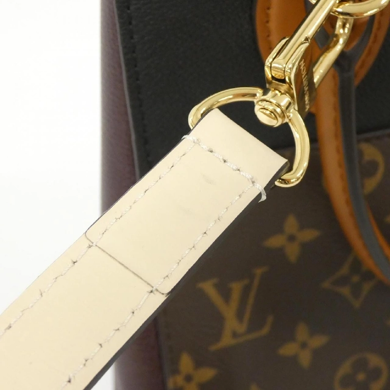 Túi xách Louis Vuitton Monogram Fold Tote MM M45409 608617