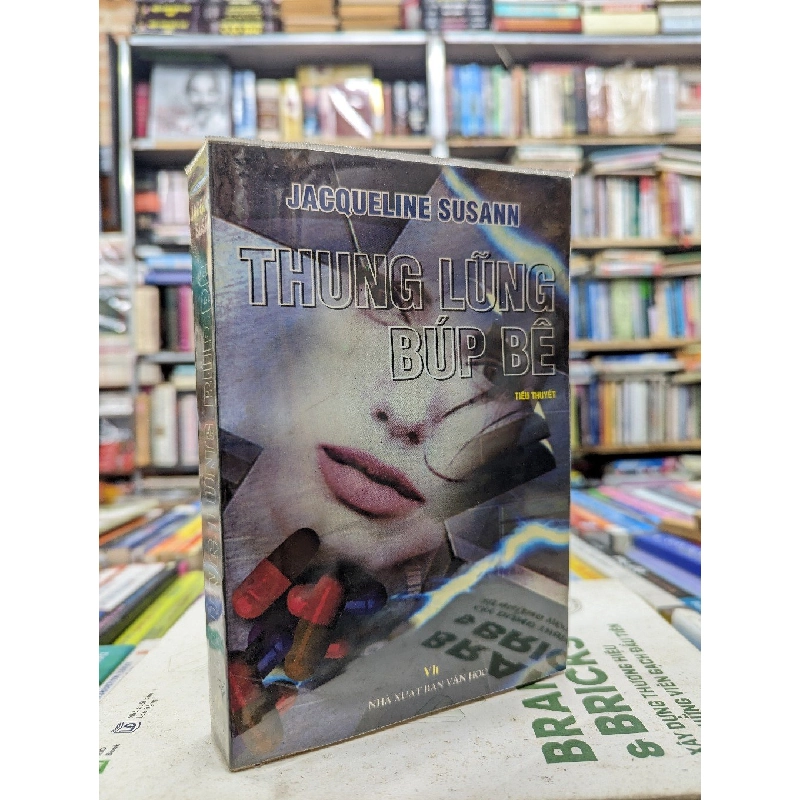 Thung lũng búp bê - Jacqueline Susann 122619