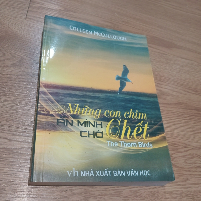 Những con chim ẩn mình chờ chết - Colleen McCullough 505415