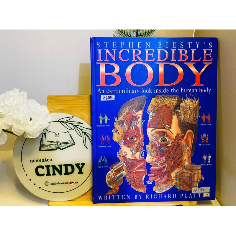 [Sách tiếng Anh 2hand] Like new 90% - Stephen Biesty's Incredible Body 549417