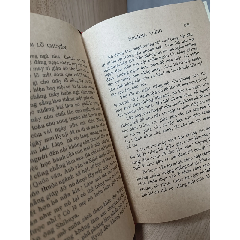 Chiều hôm lỡ chuyến (Yukio Mishima) 459917