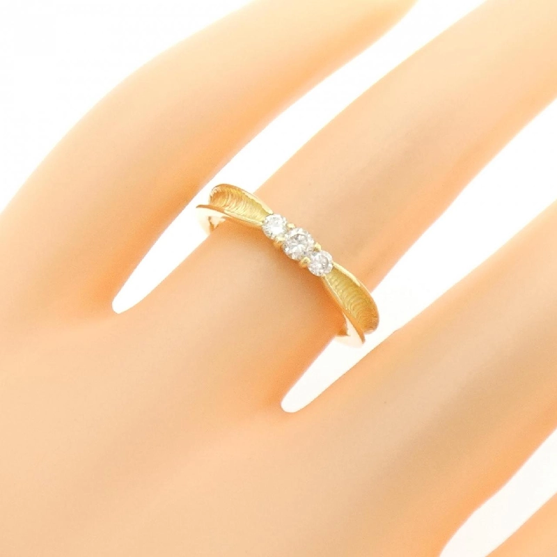 Nhẫn kim cương K18YG 0.18CT 670191