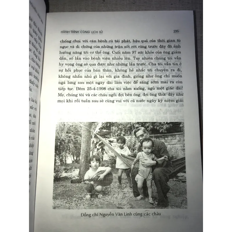 Nguyễn Văn Linh - Hành trình cùng lịch sử 778330