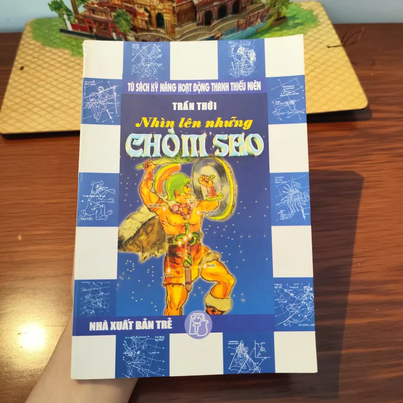 Nhìn lên những chòm sao - Trần Thời 561323