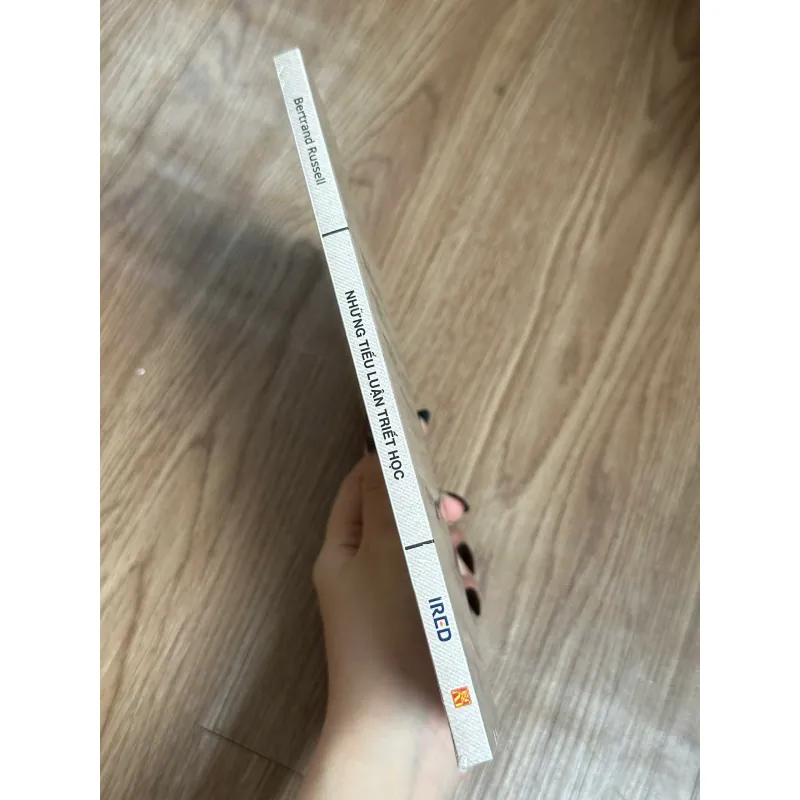 Những Tiểu Luận Triết Học - Bertrand Russell 788595