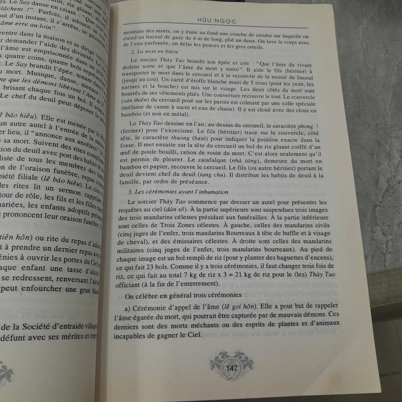À LA DÉCOUVERTE DE LA CULTURE VIETNAMIENNE - HỮU NGỌC 463488