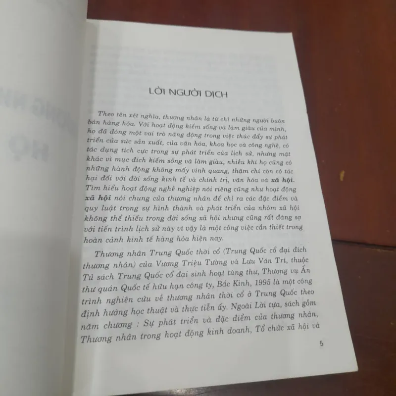THƯƠNG NHÂN TRUNG HOA, họ là ai? (Cao Tự Thanh biên dịch) 1029791