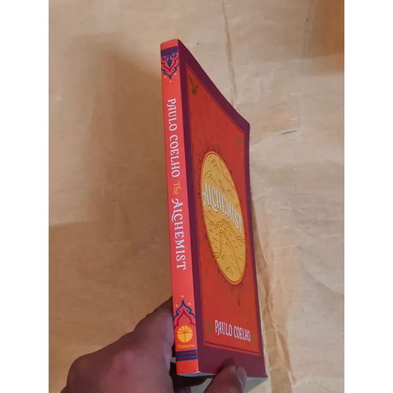 The Alchemist - Paulo Coelho 1025148
