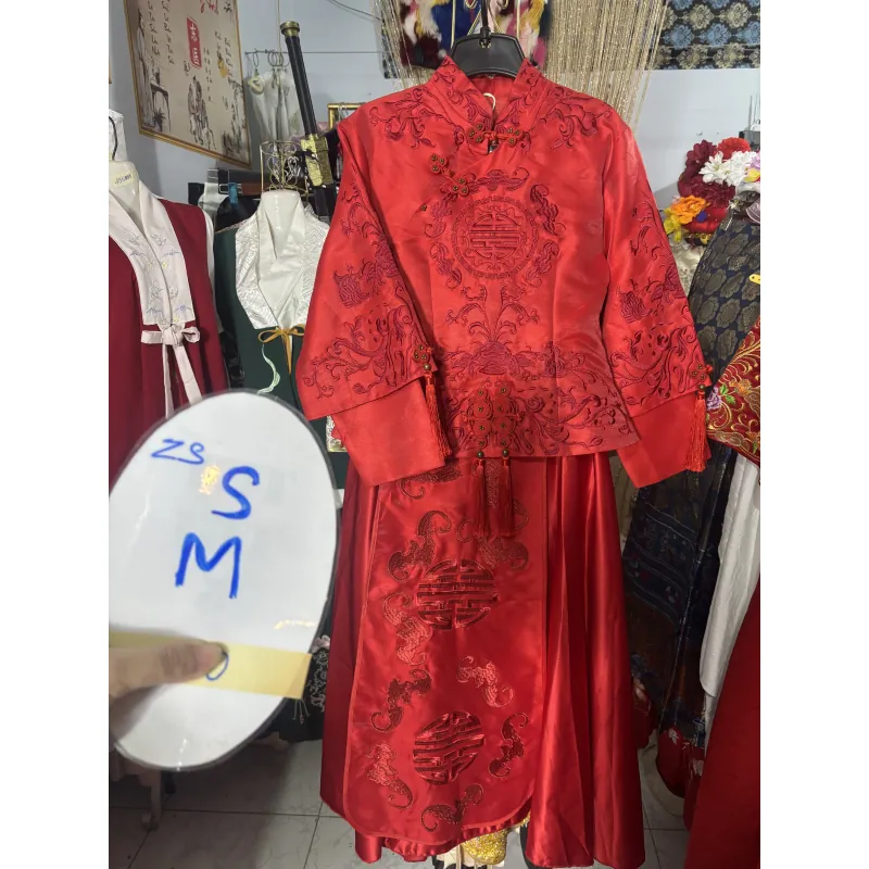 Hỷ phục , sét đỏ mặc Tết  789711