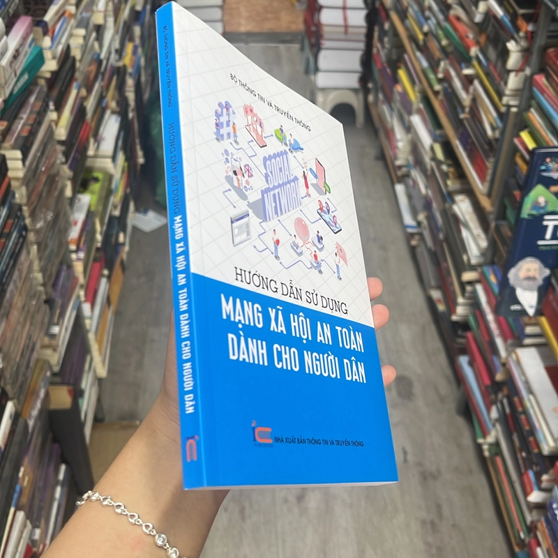 Hướng dẫn sử dụng mạng xã hội an toàn dành cho người dân 553059