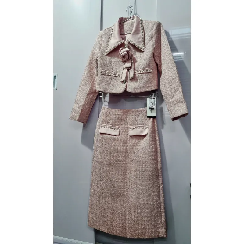 Set vest nữ phối đính ngọc trai và họa tiết tinh tế size M 746062