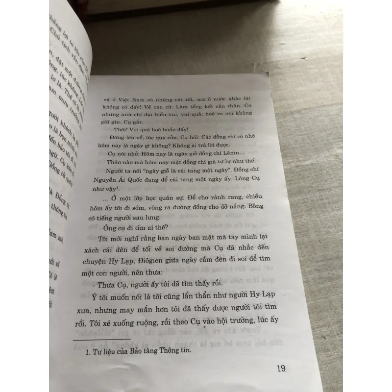 Hồ Chí Minh trong trái tim trí thức và văn nghệ sĩ 782131