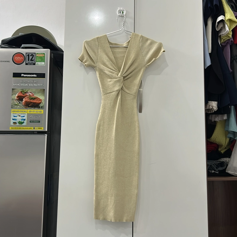 Váy body nhũ mới nguyên fs 530435
