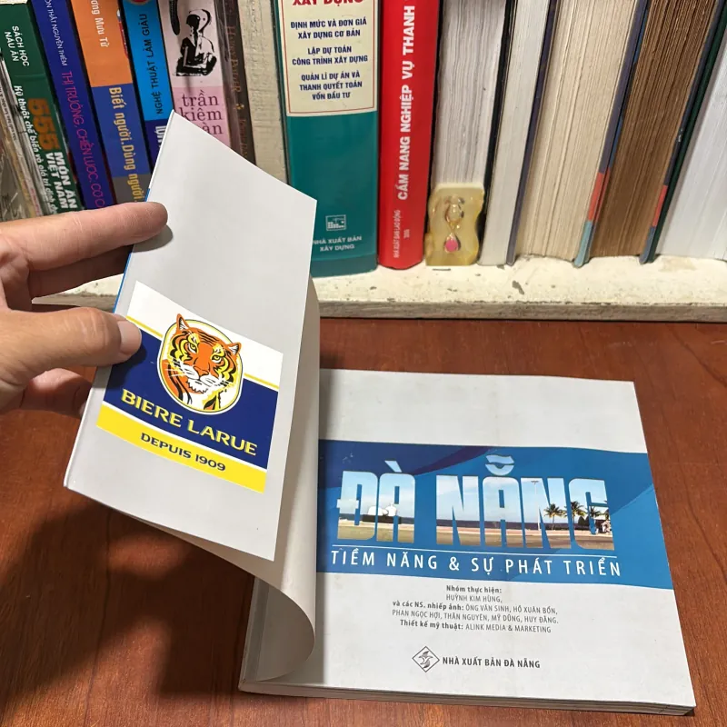 [Sách In Màu] - II Tựa Sách: Đà Nẵng _ Tiềm Năng Và Sự Phát Triển - 2013 798048