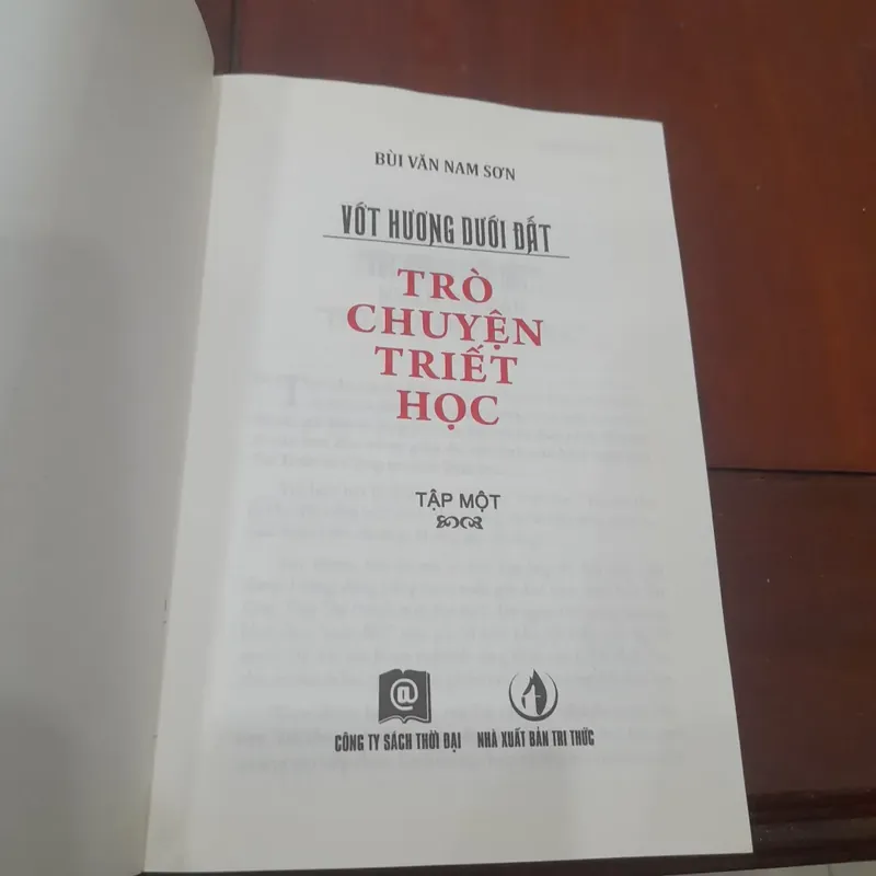 Bùi Văn Nam Sơn - TRÒ CHUYỆN TRIẾT HỌC, tập một 569422