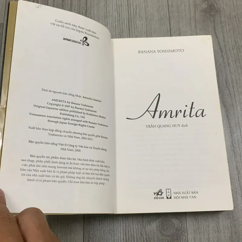 Amrita - banana yoshimoto. 1a2 989528